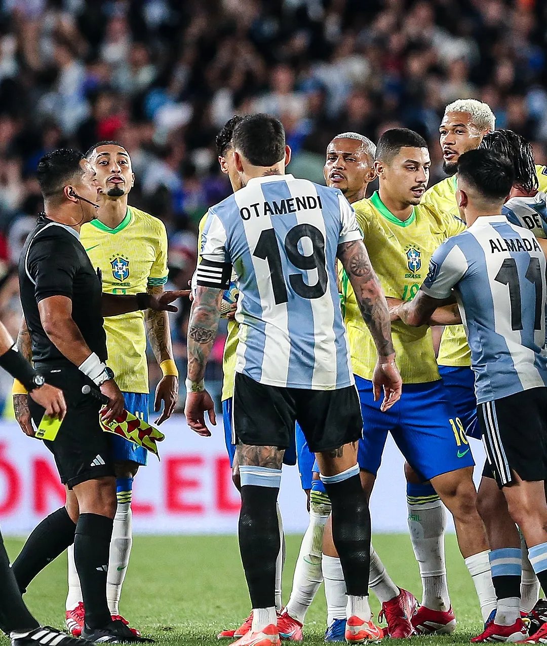 aiyouxi sports-集结日全明星赛焦点战，巴塞罗那迎来里程碑，球迷炸锅，数据趋势出现新变化的简单介绍-aiyouxi sports